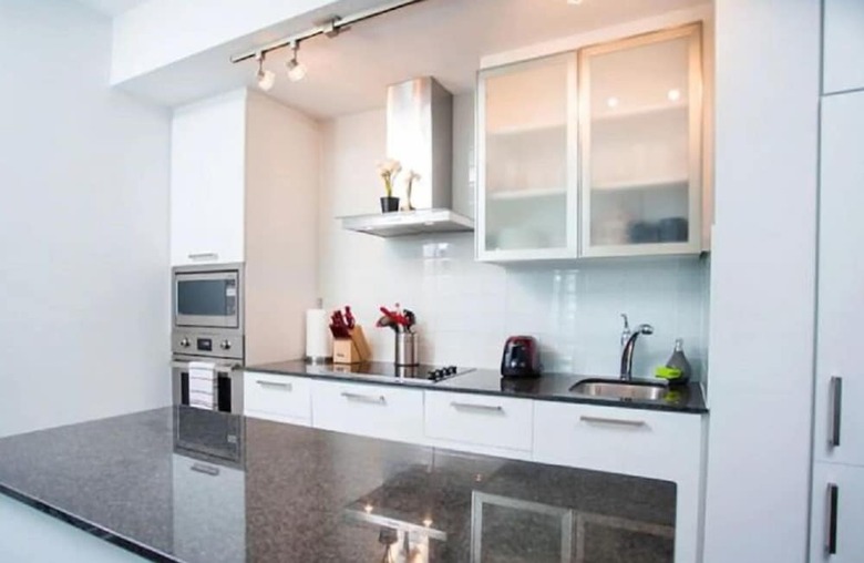 Luxury Condos At York Street