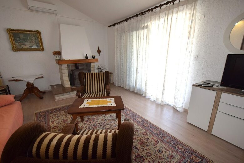 Apartments Bosiljka