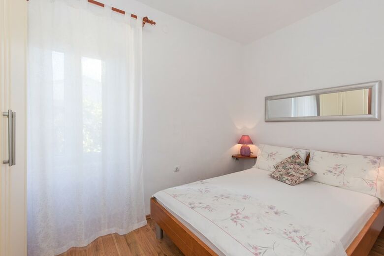 Apartments Ivona