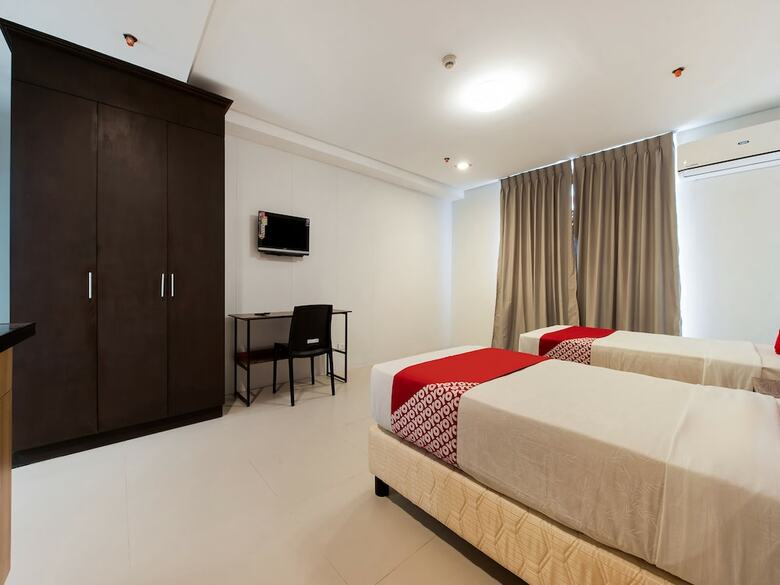 Hotel Oyo 533 Amina Plaza