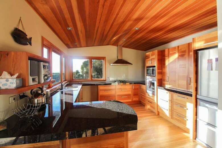 Taieri Mouth Secluded Sanctuary