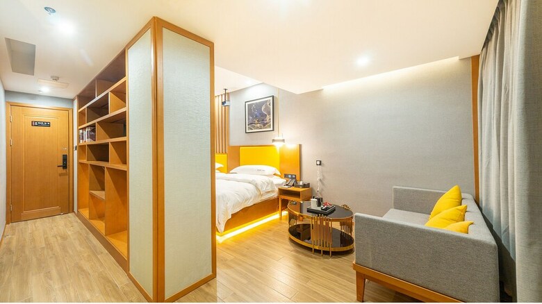 Yiwu Ceo Dinghao Hotel