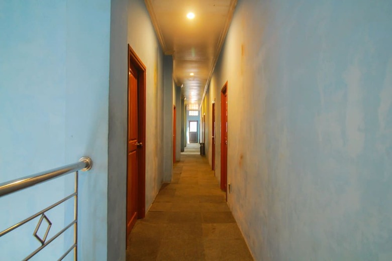 Hostal Oyo 1915 Southern Asia Hotel