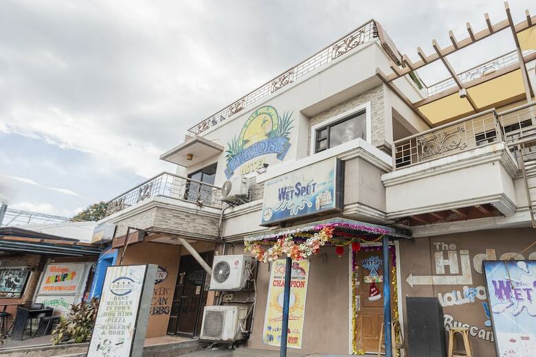 Oyo 497 Paradise Hotel
