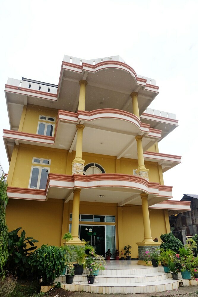 Oyo 1426 Assyifa Hotel