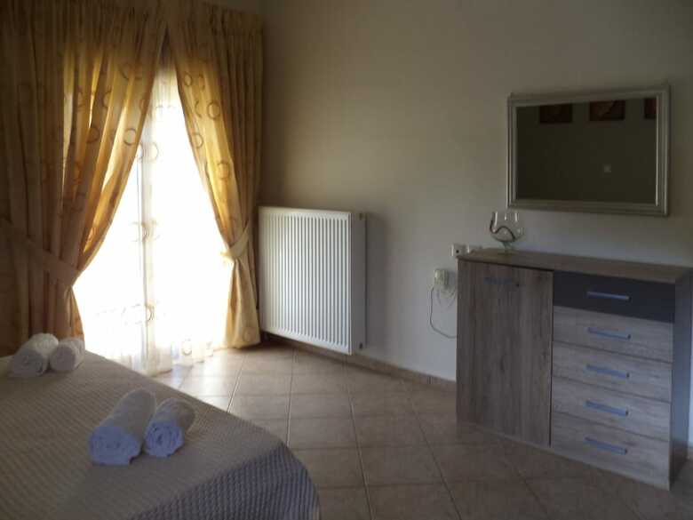 Rural Spacious Villa With Pool At Central Crete
