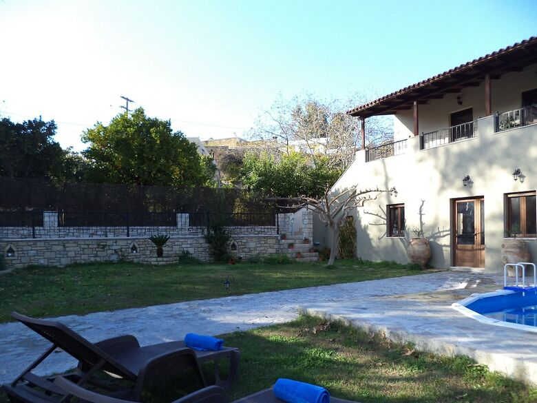 Rural Spacious Villa With Pool At Central Crete