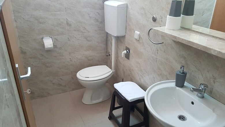 Apartments Kust
