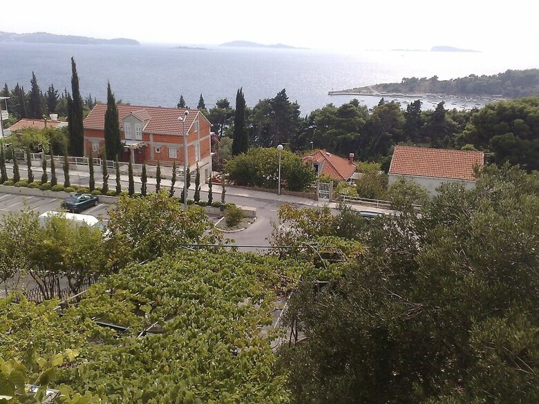 Apartments Kust