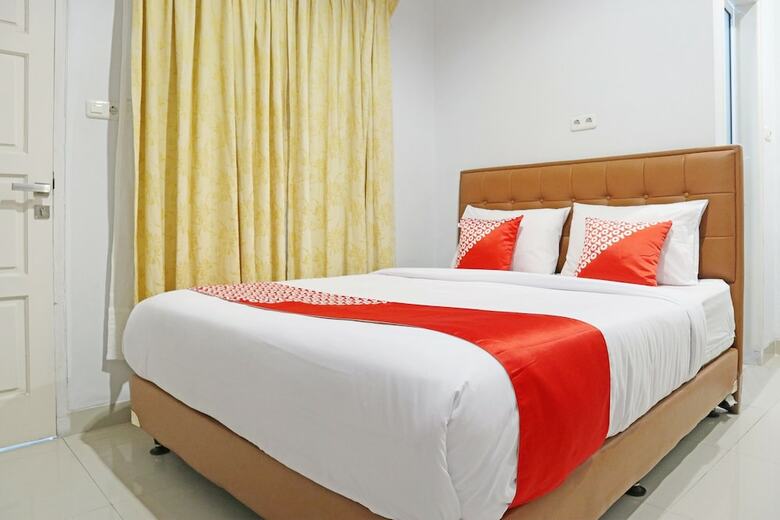 Hotel Oyo 1649 Grya Lavinsa