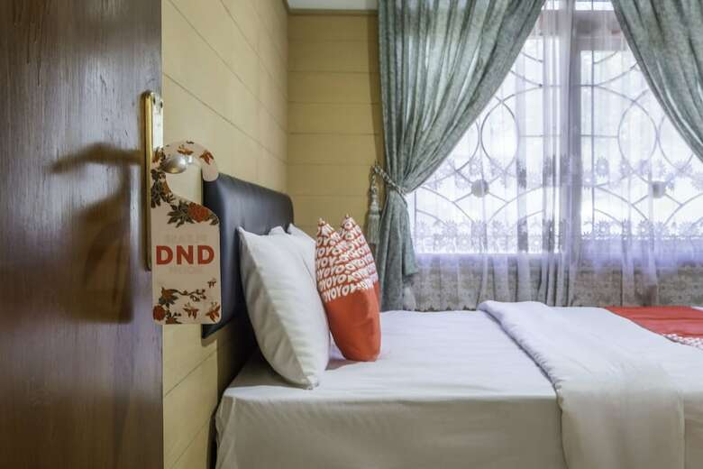 Hotel Oyo 1646 Imelda Residence