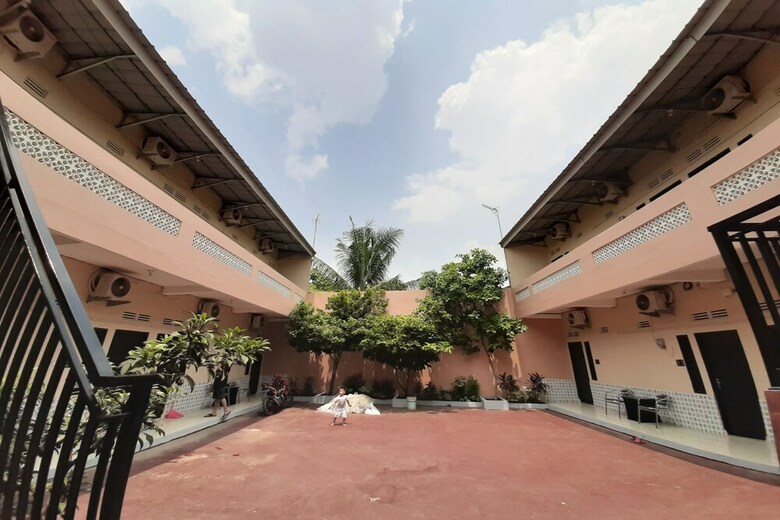 Hotel Oyo 1792 Ananda Kost