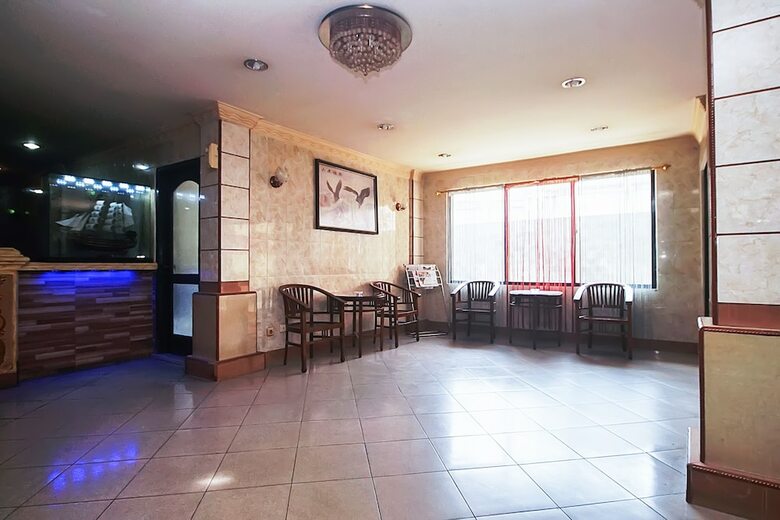 Oyo 2079 Jambi Raya Hotel