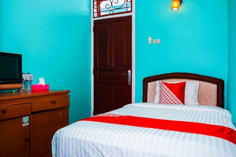 Hotel Oyo 923 Penginapan Balai Sultan