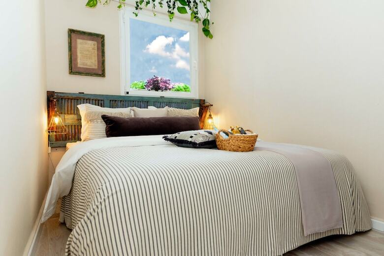 Trendy Balcony Apartment, Ben Yehuda St, Jerusalem