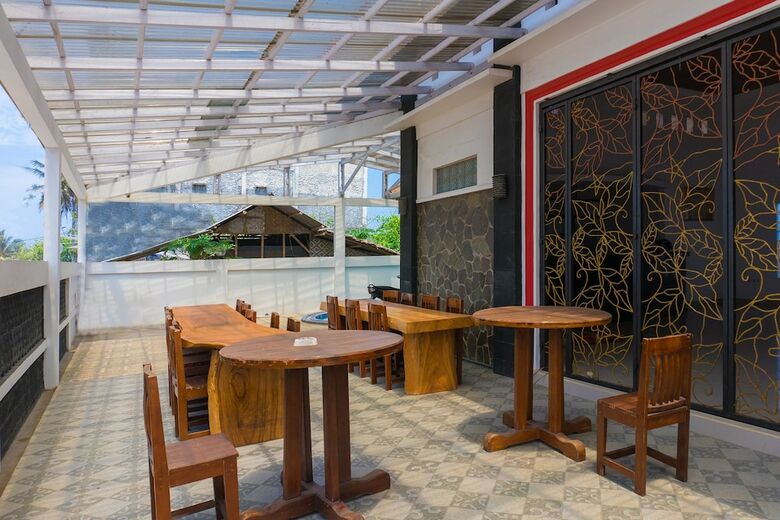 Oyo 1525 Benson Hotel