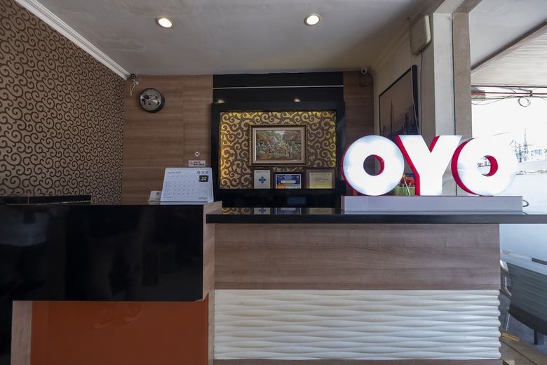 Oyo 1560 Capital Hotel
