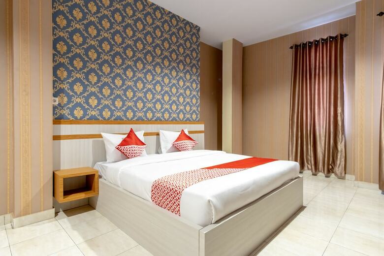Hotel Oyo 1400 Barat Residence