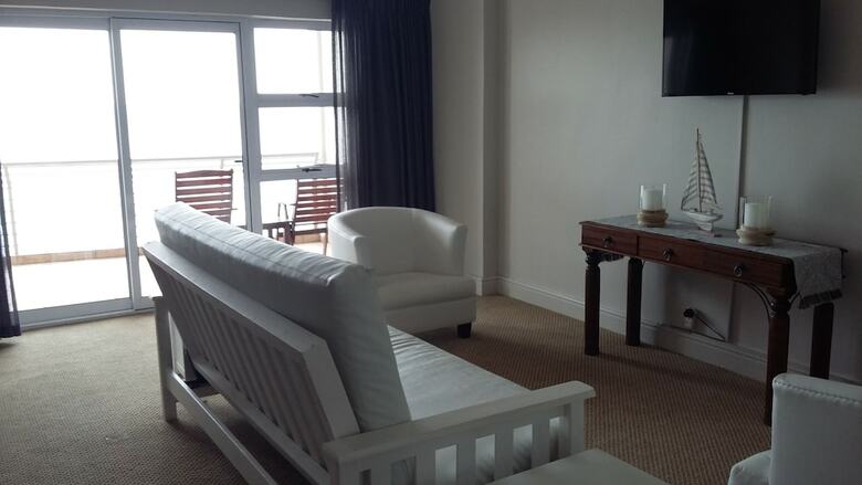 Diaz Hotel & Resort