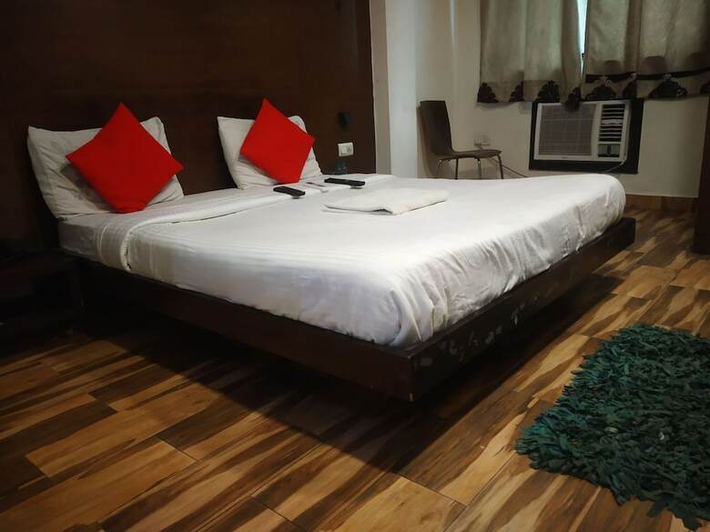 Hotel Adb Rooms Glance Inn Laxmi Nagar