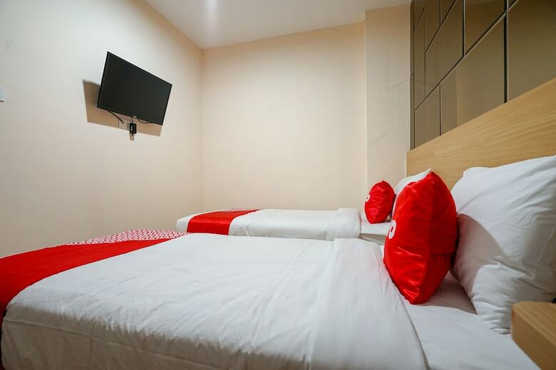 Hostal Oyo 1574 U Xpress Hotel