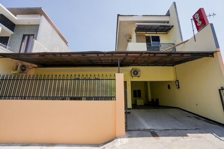 Hostal Oyo 1857 Wonoboyo Residence