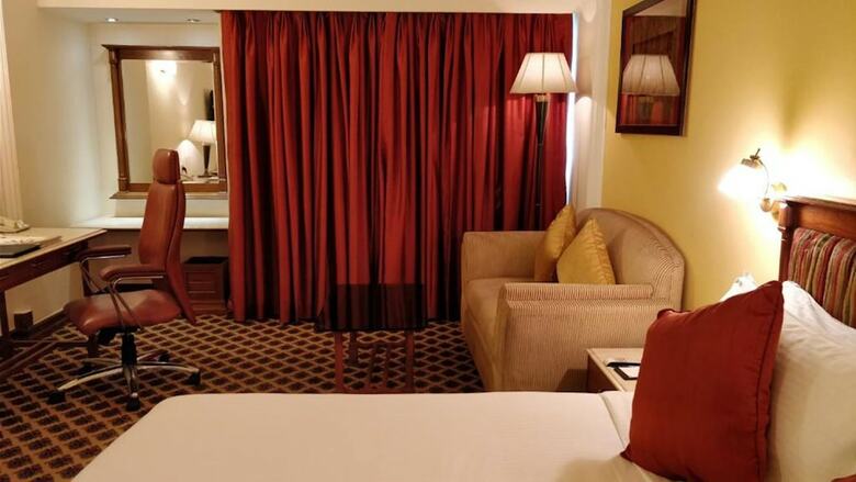 Hotel The Suryaa New Delhi