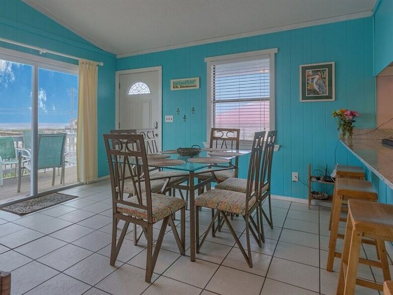Blue Dolphin By Meyer Vacation Rentals