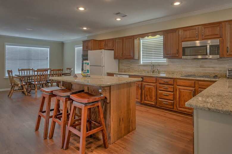 Ala. White Sands By Meyer Vacation Rentals