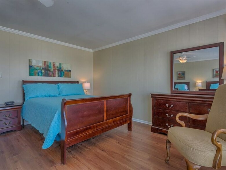 Ala. White Sands By Meyer Vacation Rentals