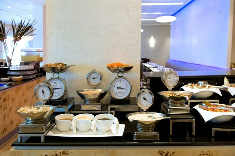 Ramada Hotel & Suites By Wyndham Netanya