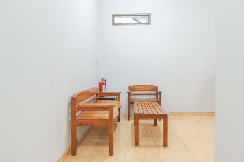 Hotel Oyo 1690 Bright Batavia