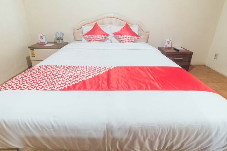 Oyo 1688 Collin Beach Hotel