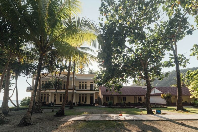 Oyo 1688 Collin Beach Hotel