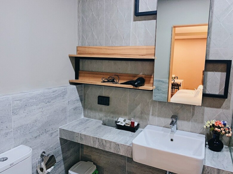 Hotel Sky Wave Patong