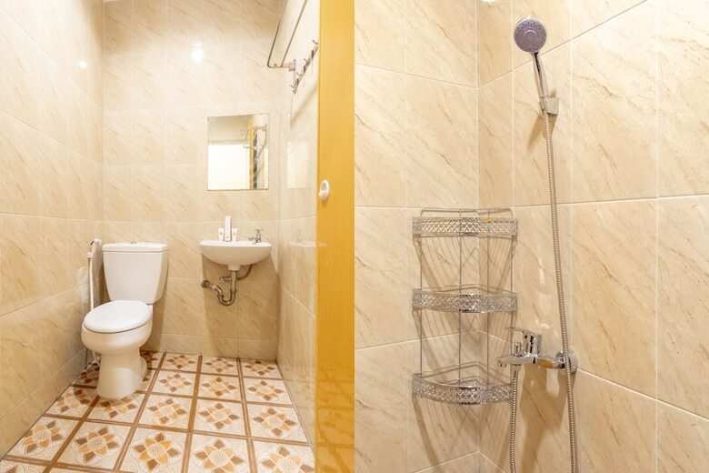 Hostal Oyo 1505 Studio 10 Home Stay