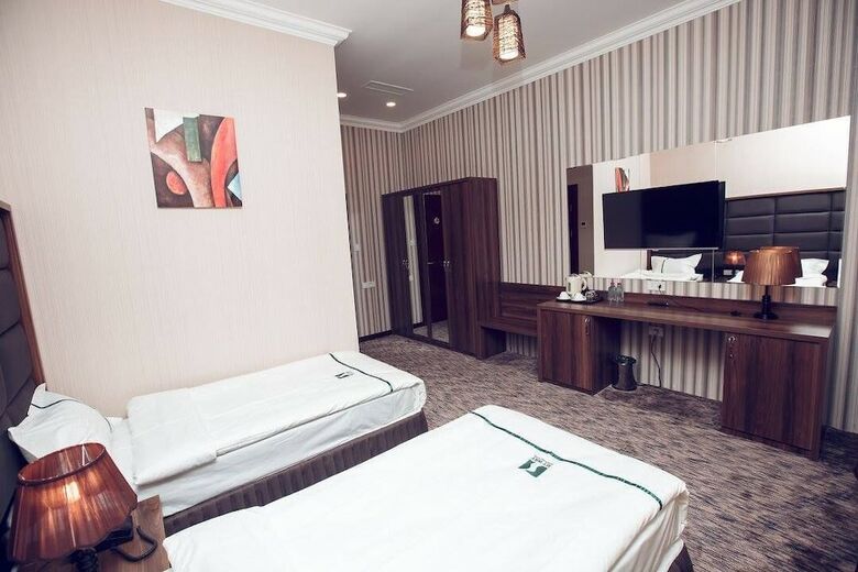 My Way Boulevard Hotel