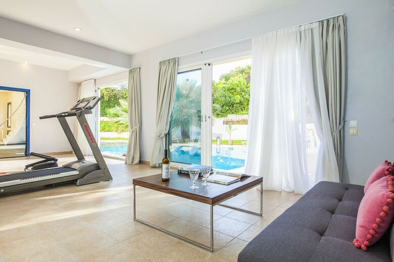 Themis Luxury Villa Rhodes