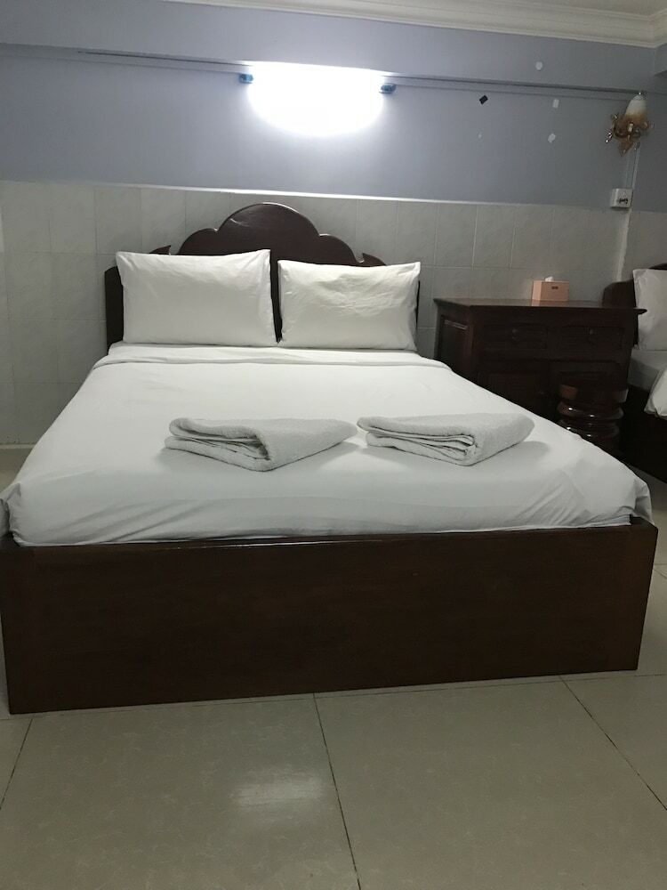 Hotel Khmer Village Hostel