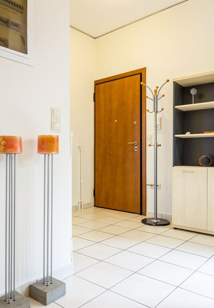 Centrally Located Apartment - Acropolis