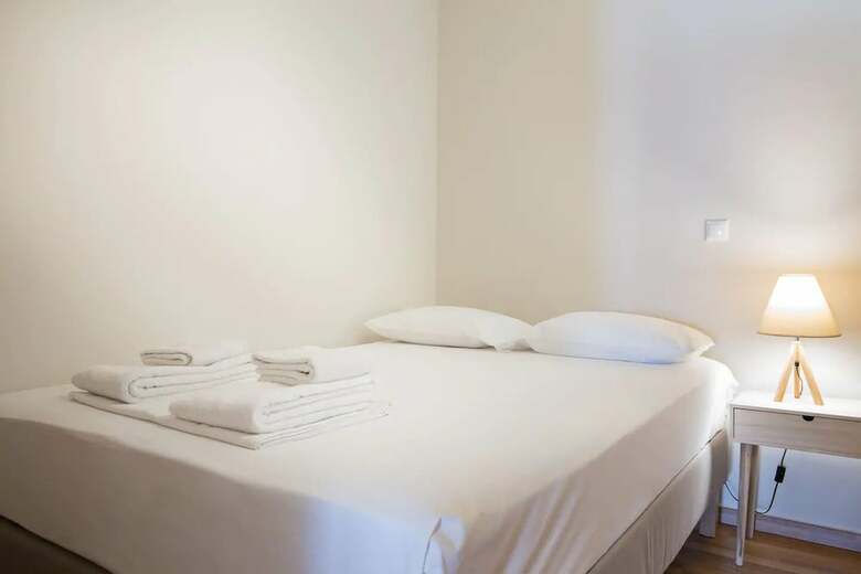 2 Bedroom Apartment Near The Metro