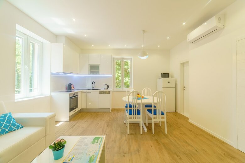 Dalmat Apartments