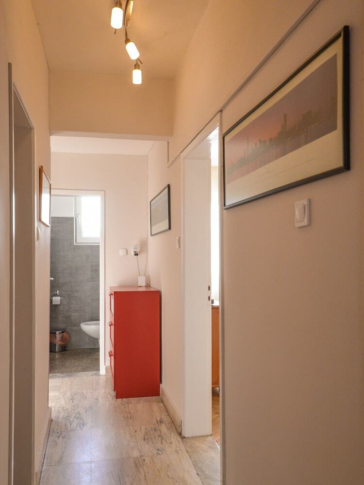 Fm Deluxe 2-bdr Apartment - Our Home Is Your Home