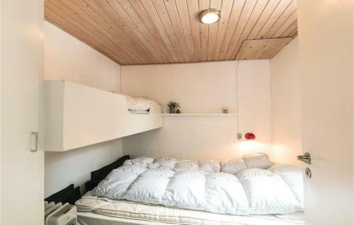 Holiday Home Midtvej Nex� V