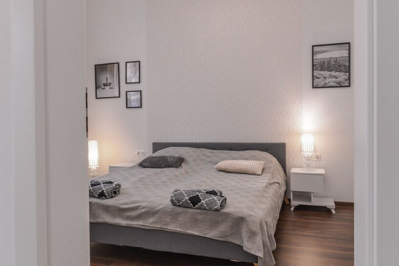 Fm Luxury 2-bdr Apartment - Geometric
