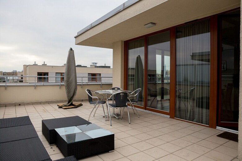 Hlonda Deluxe Apartment With Terrace