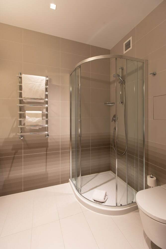 Hotel Dvor Podznoeva Studios And Apartments
