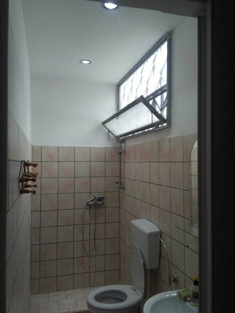 Ricky Apartment