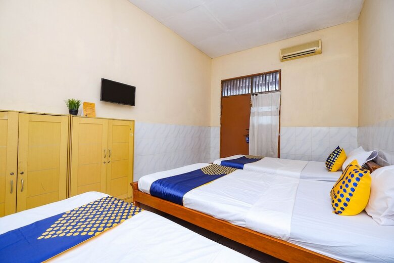 Hostal Spot On 2011 Hotel Mekar Sari