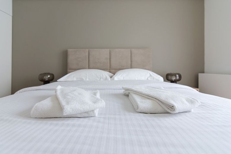 Spacious 3 Bedroom Apartment In Thessio